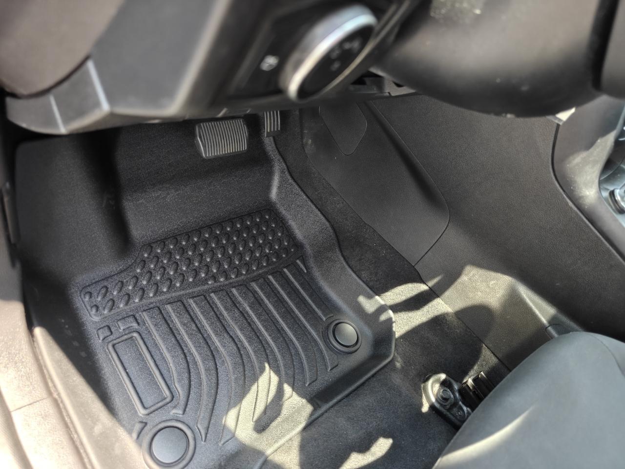 Ford Focus SE Sedan 2016