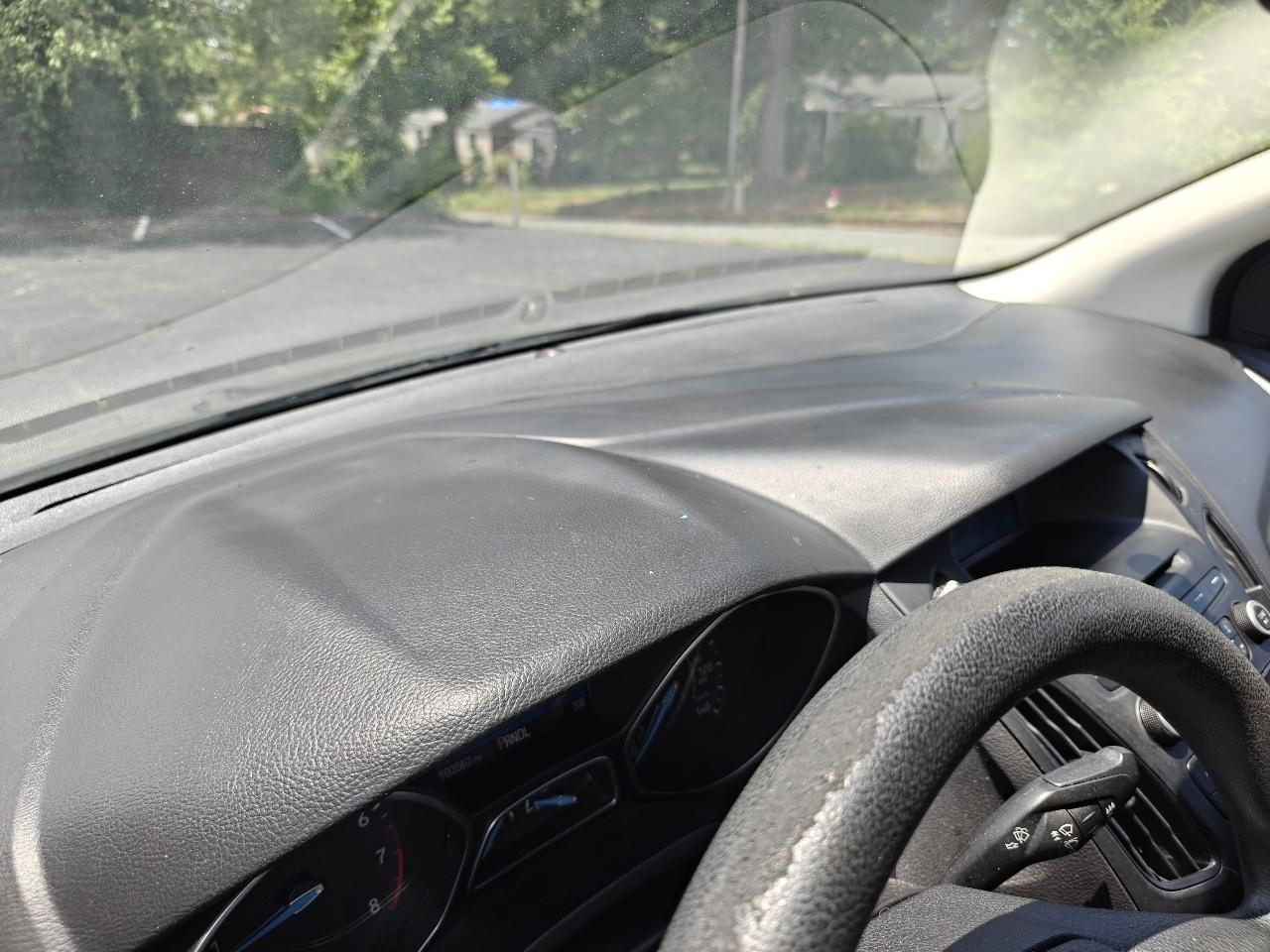 Ford Focus SE Sedan 2016
