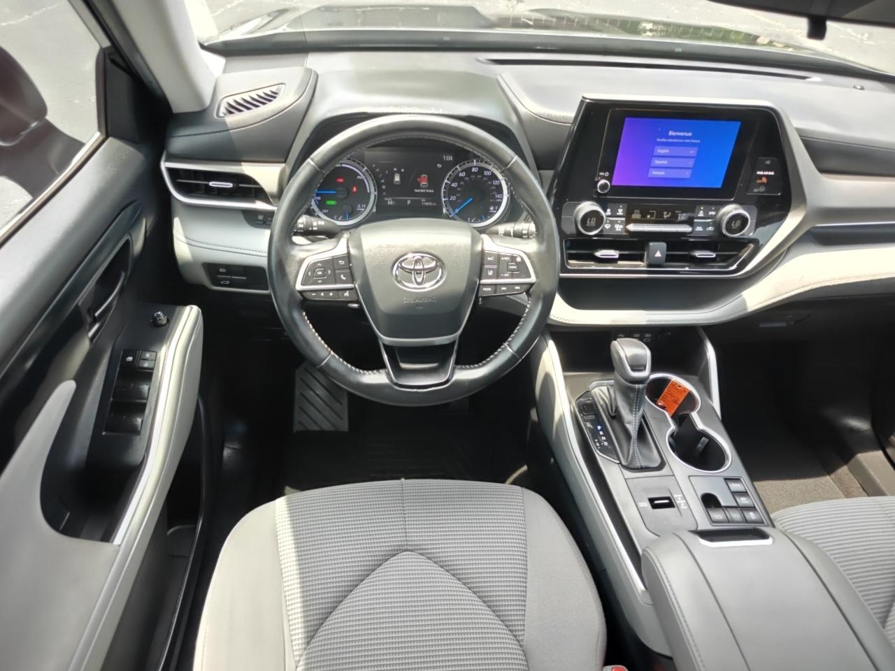 Toyota Highlander Hybrid LE AWD 2023