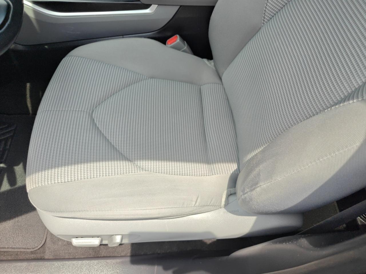 Toyota Highlander Hybrid LE AWD 2023