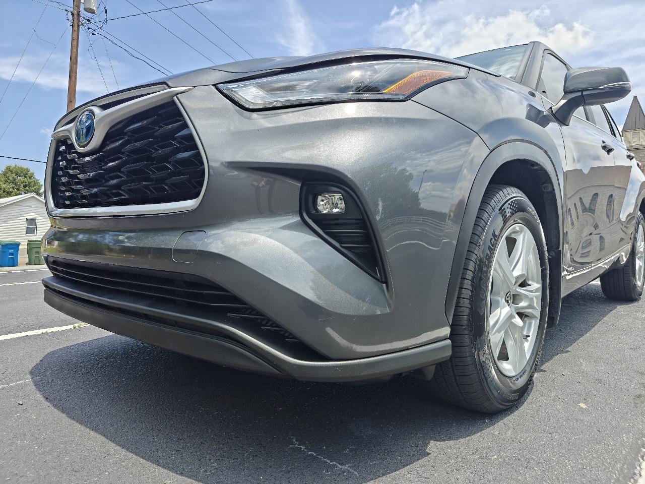 Toyota Highlander Hybrid LE AWD 2023