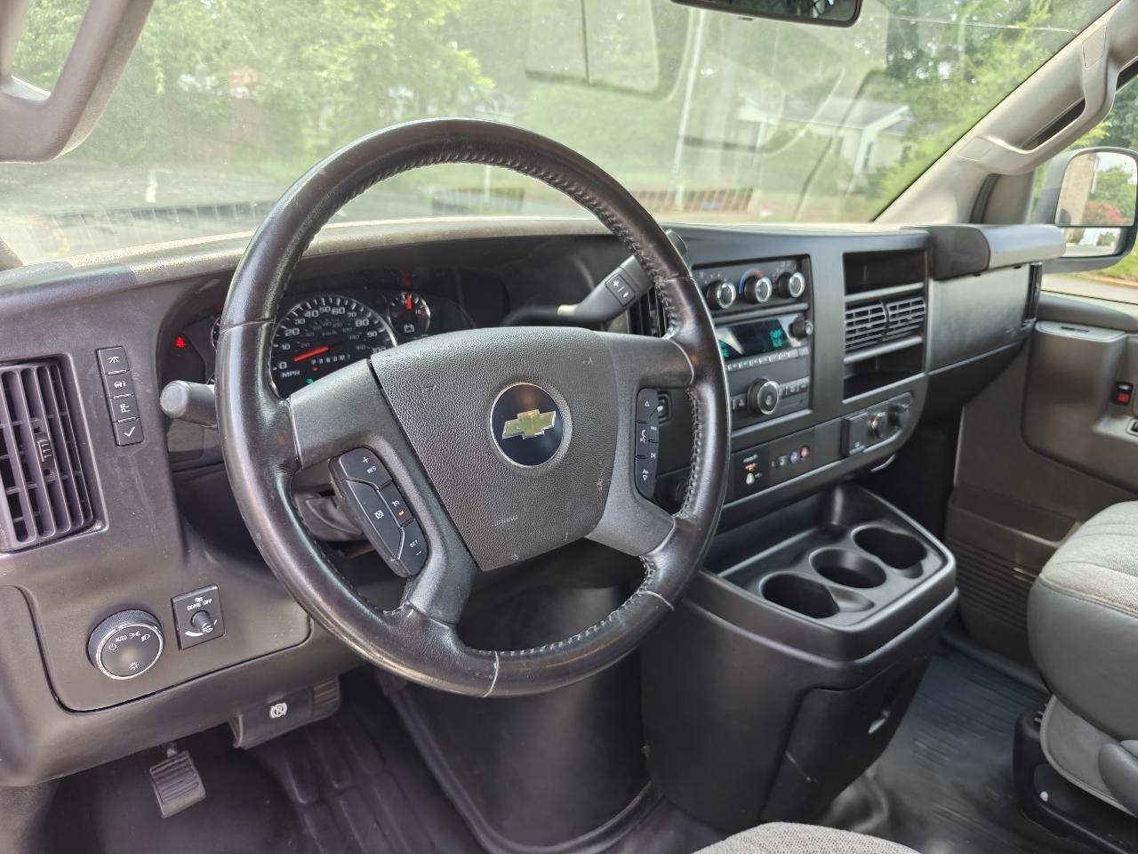 Chevrolet Express 2500 Cargo 2023