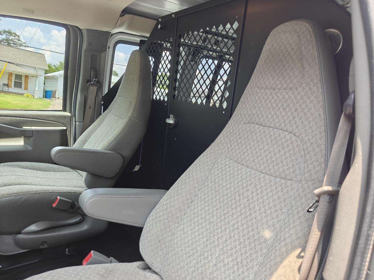 Chevrolet Express 2500 Cargo 2023