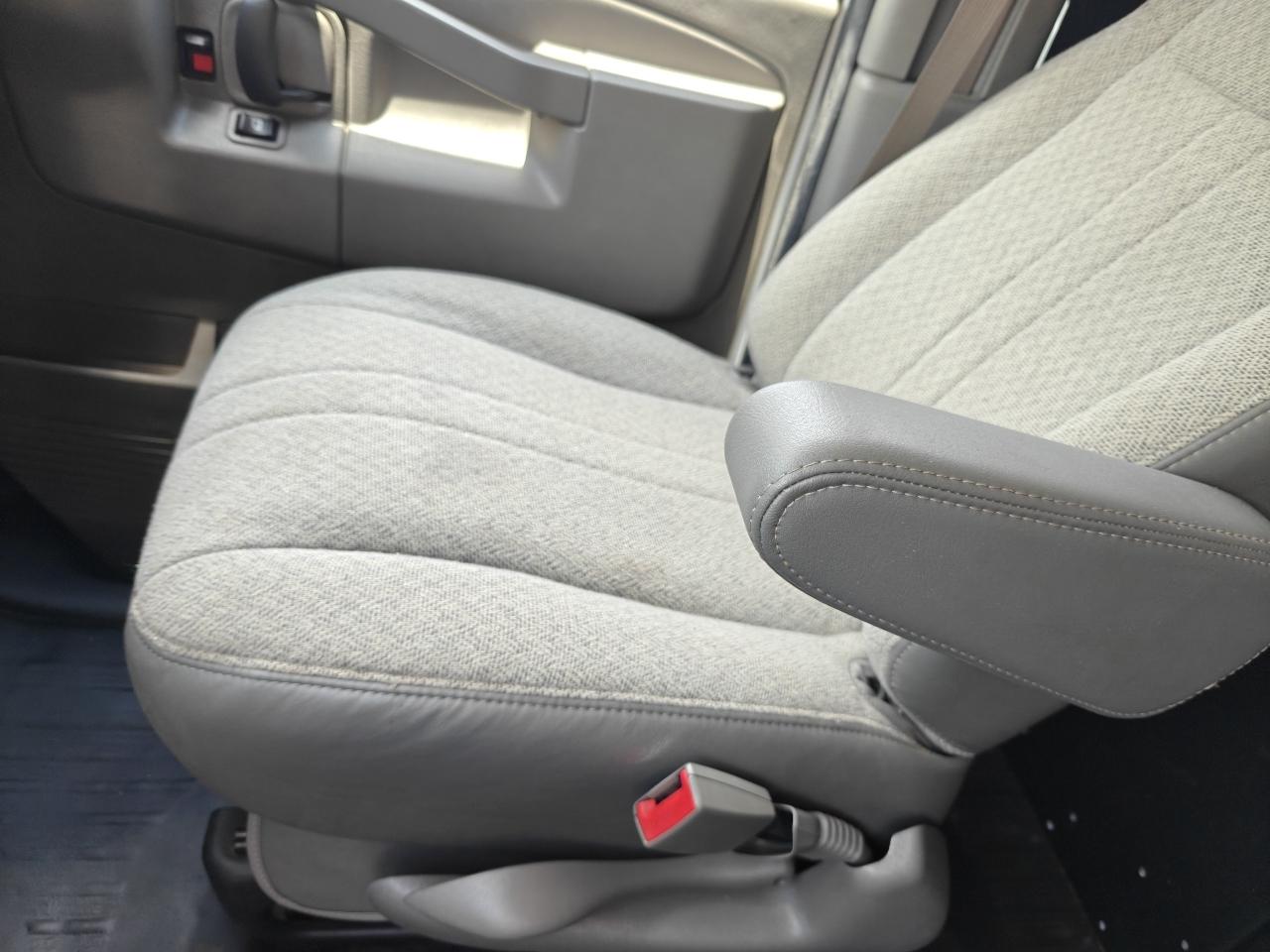 Chevrolet Express 2500 Cargo 2023