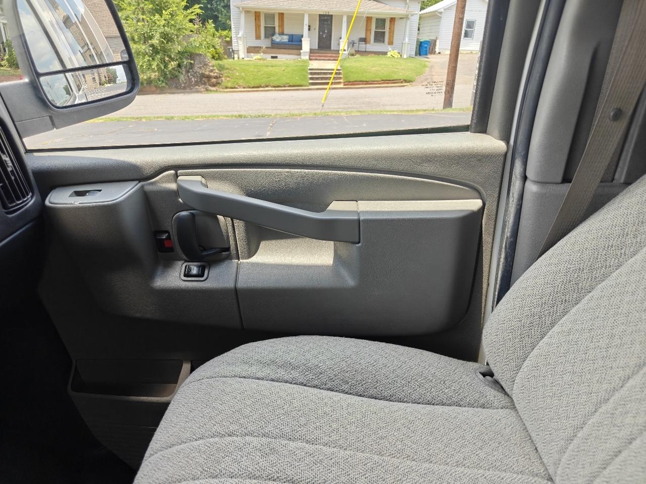 Chevrolet Express 2500 Cargo 2023
