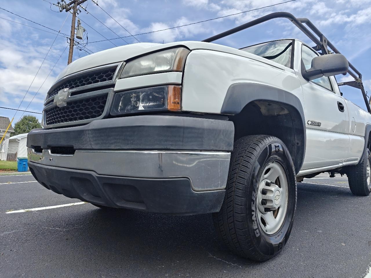 Chevrolet Silverado 2500HD LS 2WD 2006