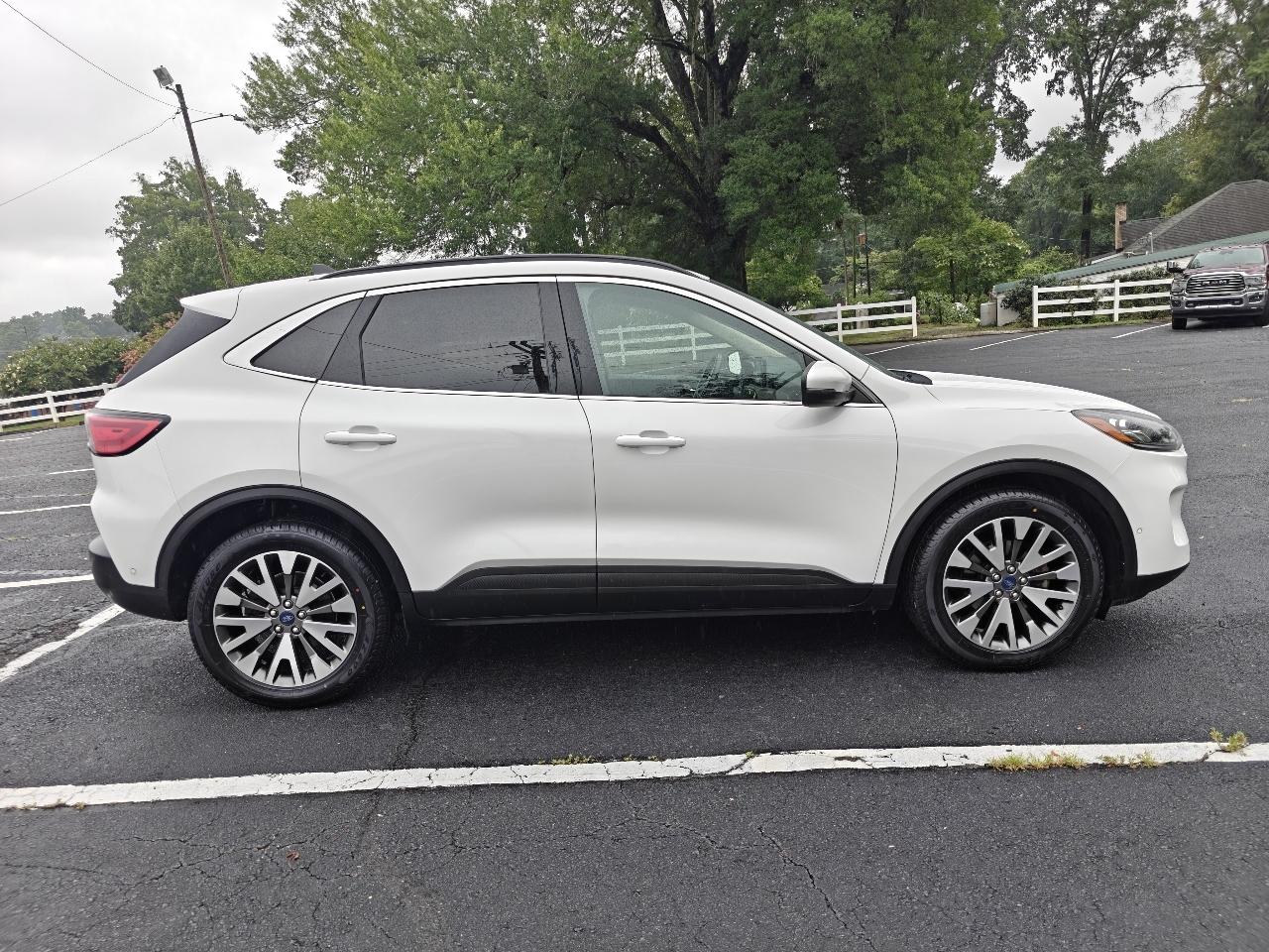 Ford Escape Titanium 4WD 2020