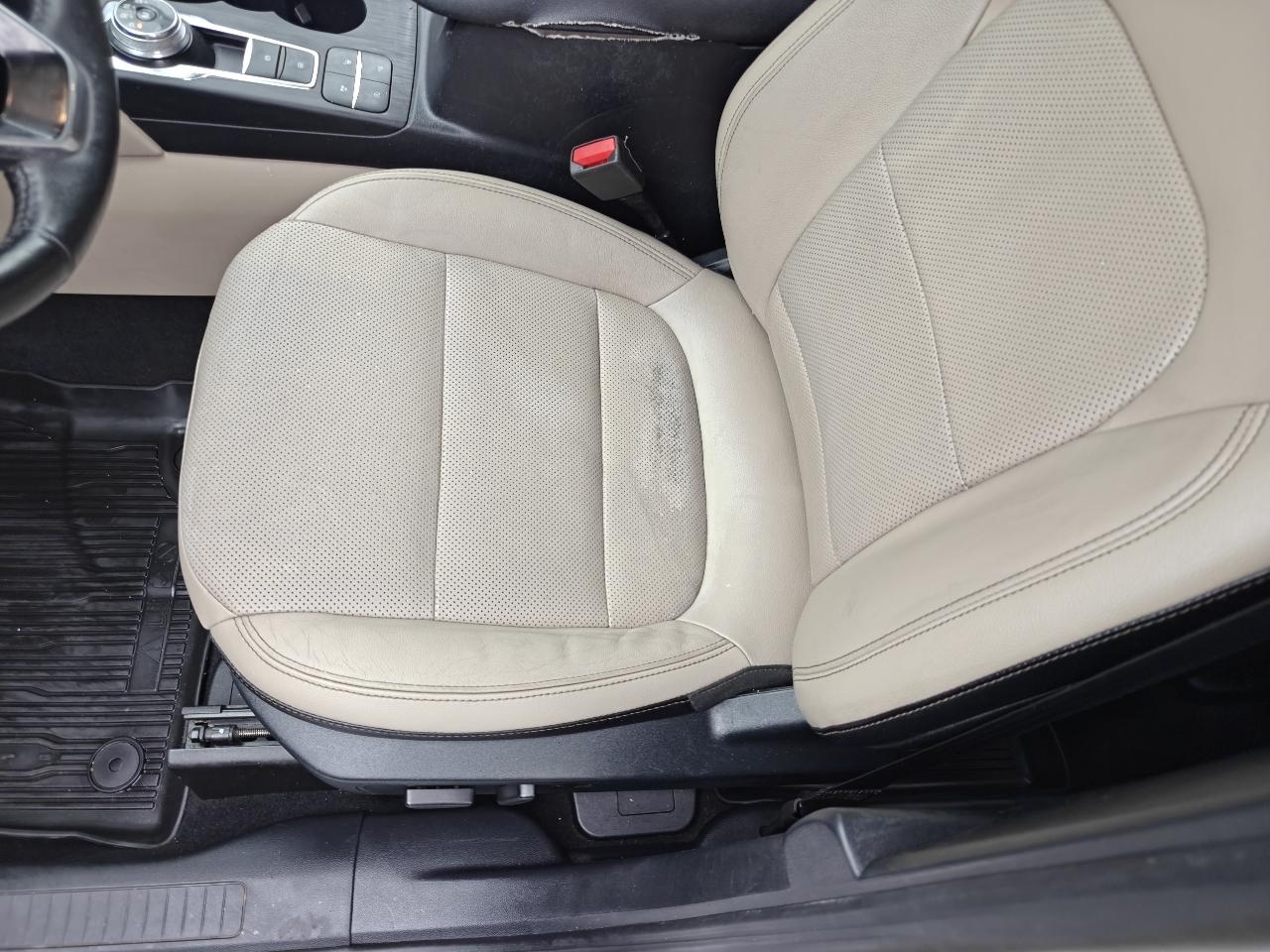 Ford Escape Titanium 4WD 2020