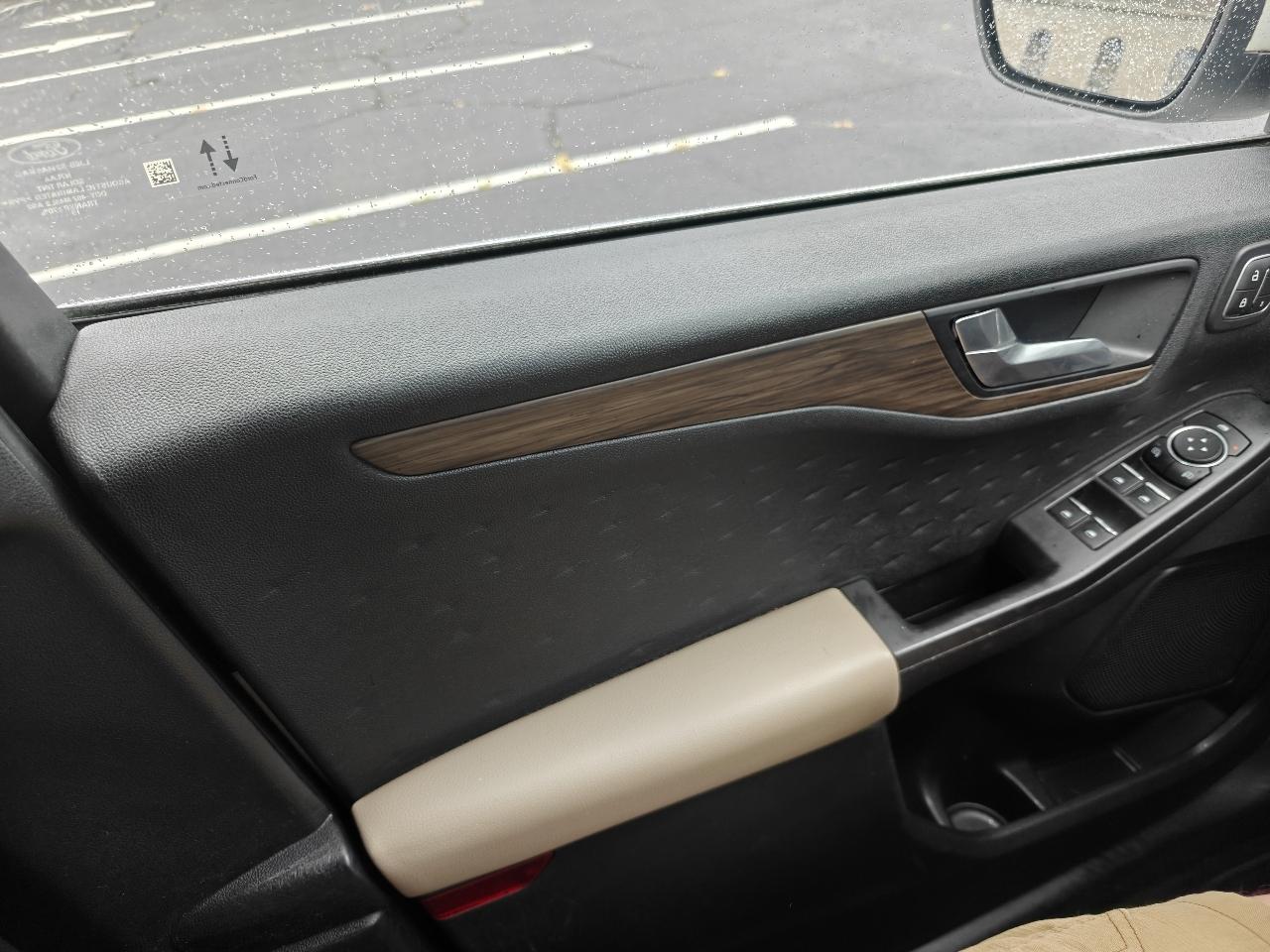 Ford Escape Titanium 4WD 2020