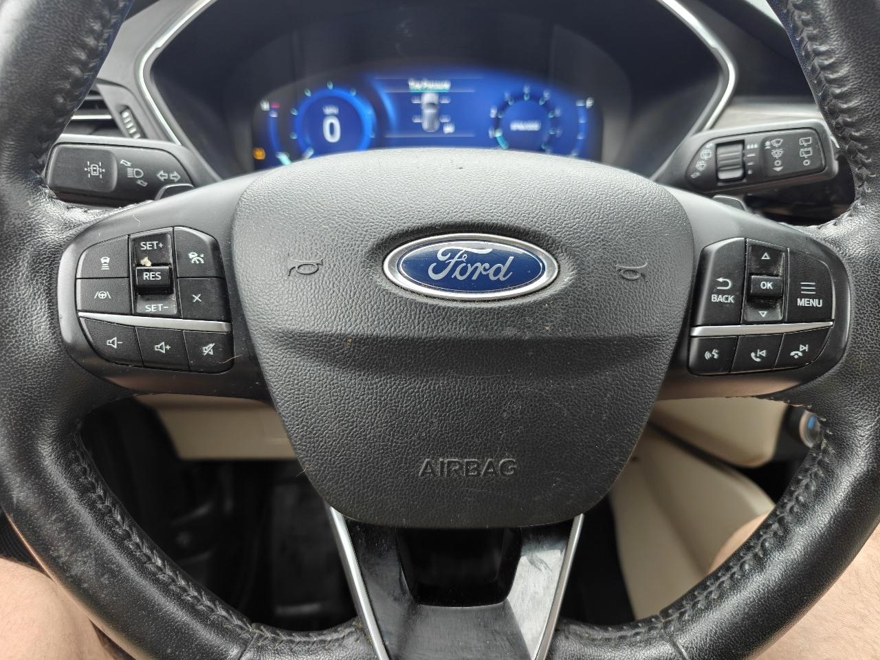 Ford Escape Titanium 4WD 2020