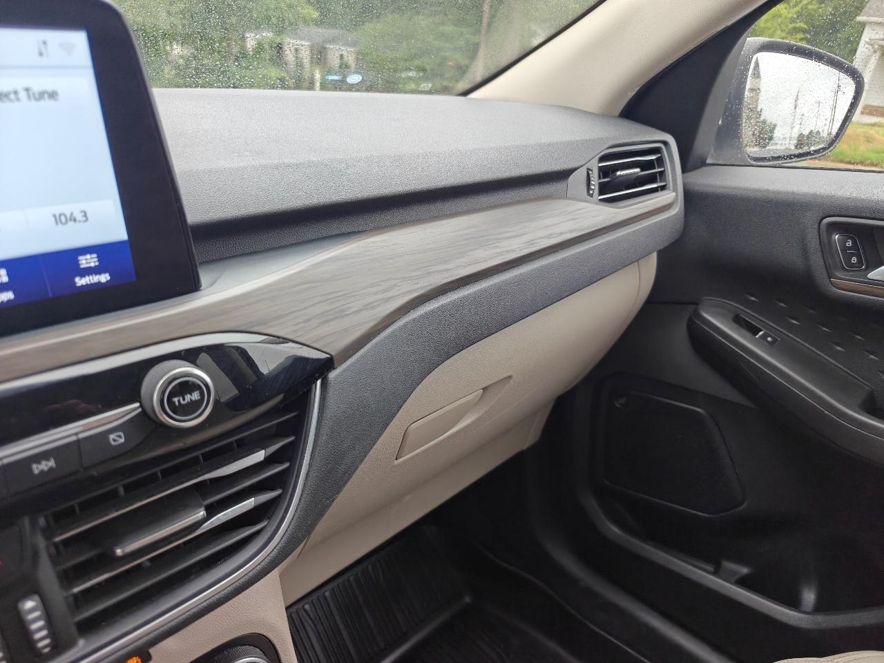 Ford Escape Titanium 4WD 2020