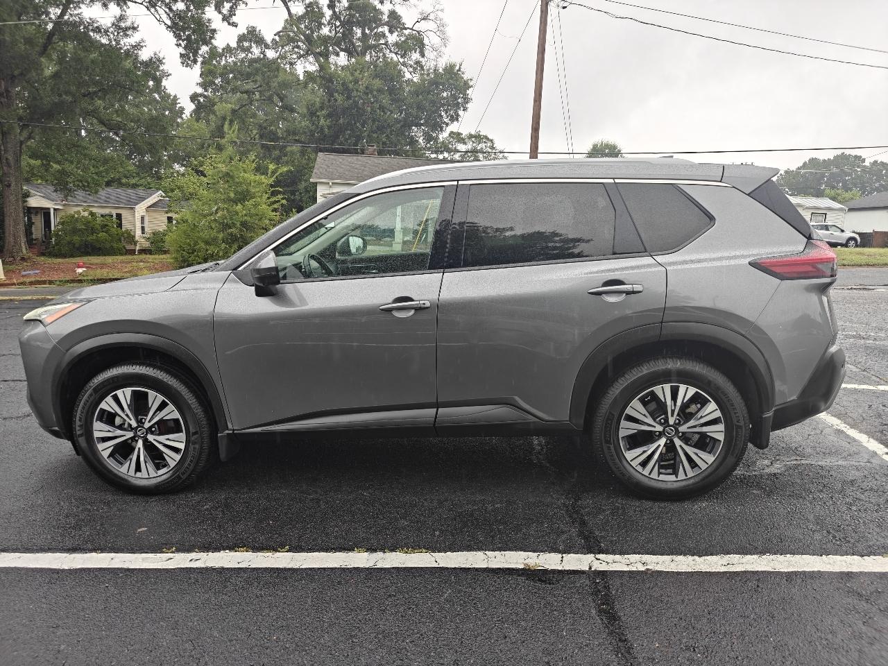 Nissan Rogue SV 2021