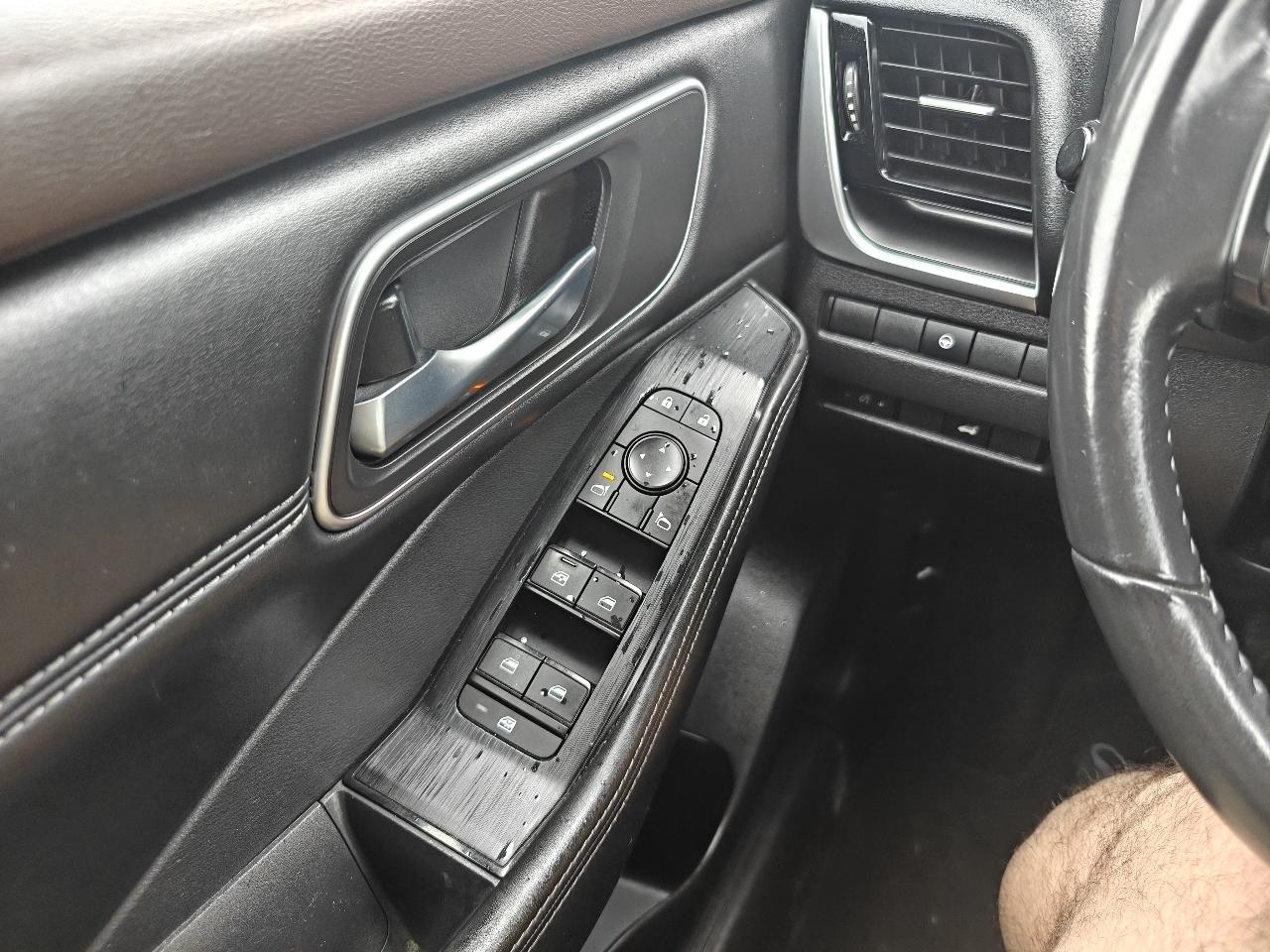 Nissan Rogue SV 2021