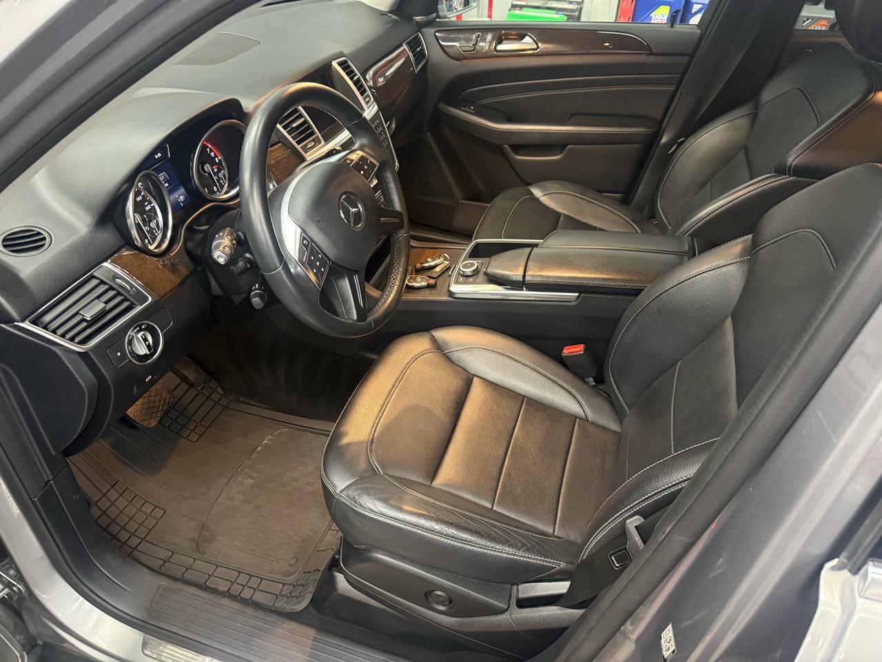 Mercedes-Benz M-Class ML350 4MATIC 2014