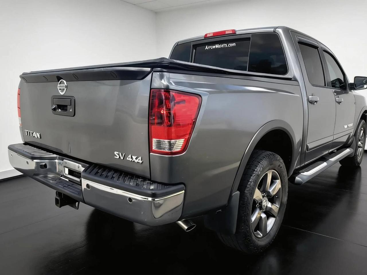 Nissan Titan  2015