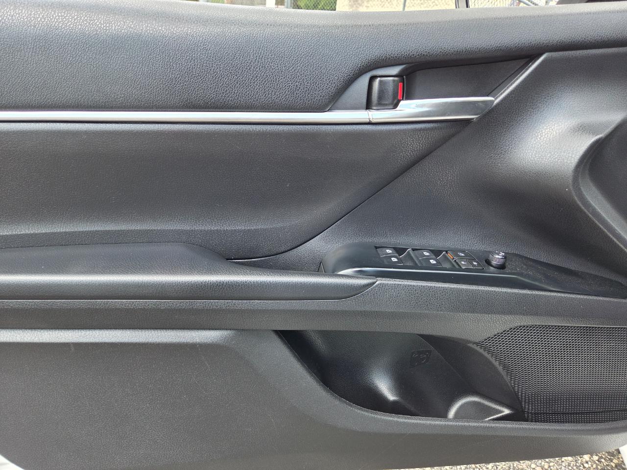 Toyota Camry  2020