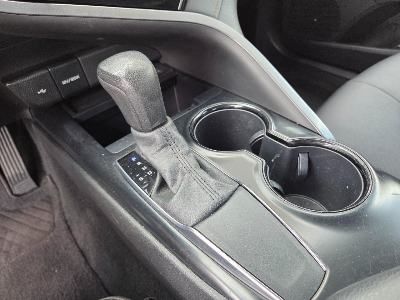 Toyota Camry  2020