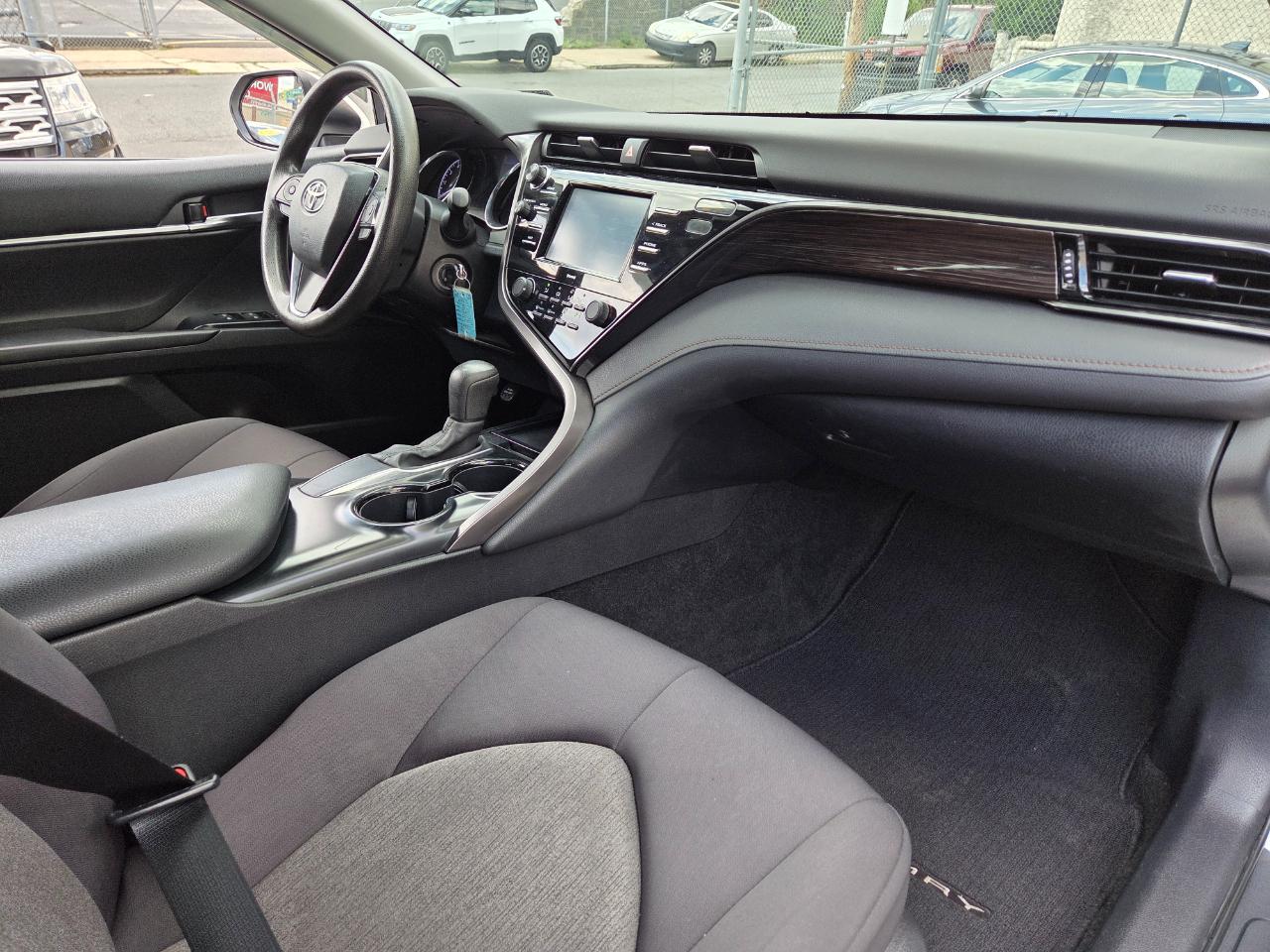 Toyota Camry  2020