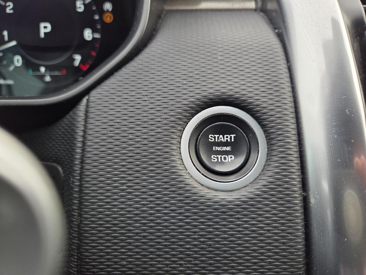 Land Rover Discovery  2021