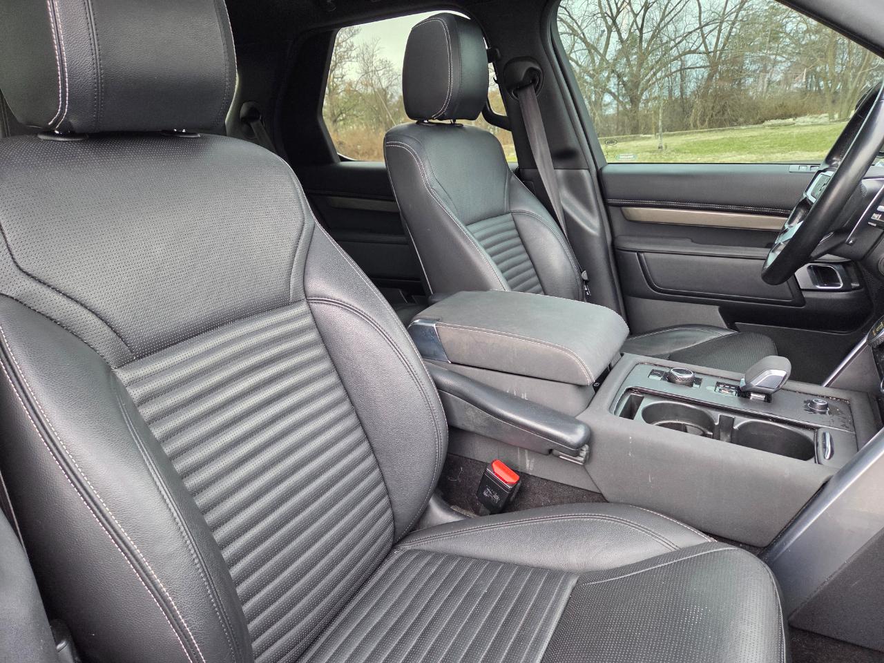 Land Rover Discovery  2021