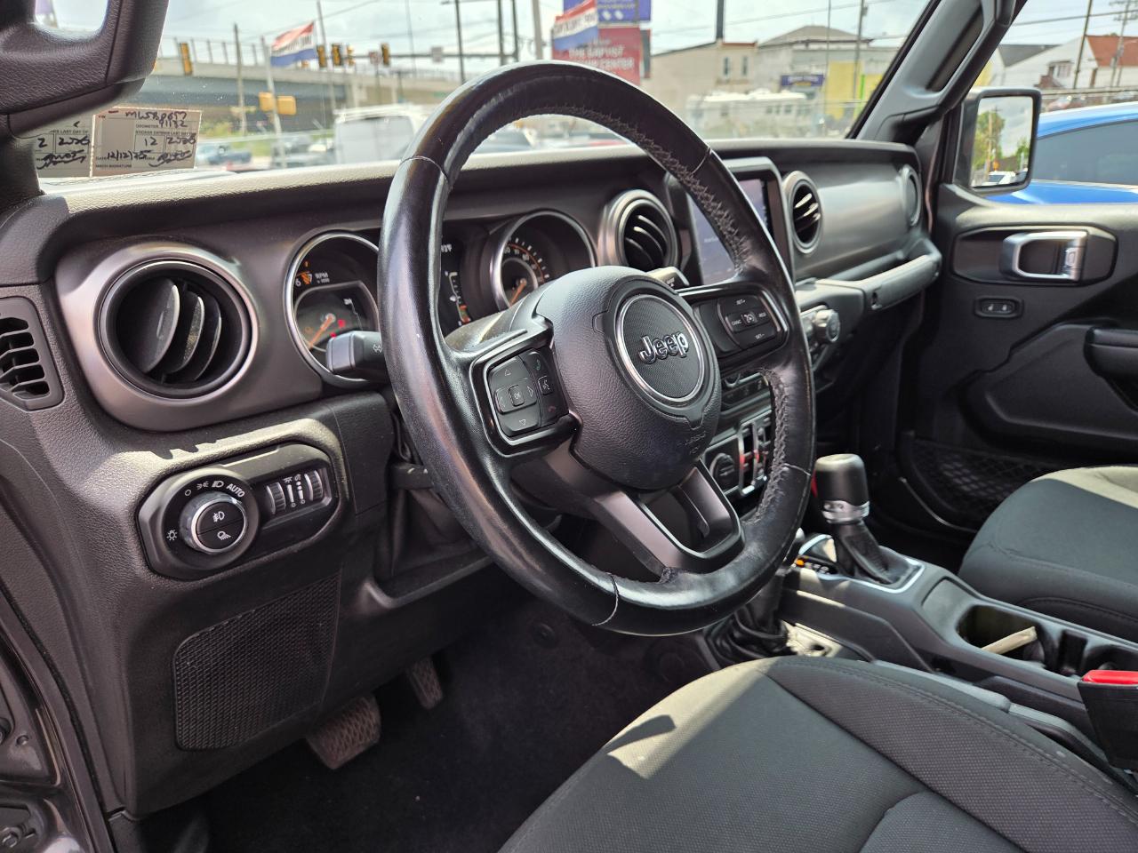 Jeep Gladiator  2021