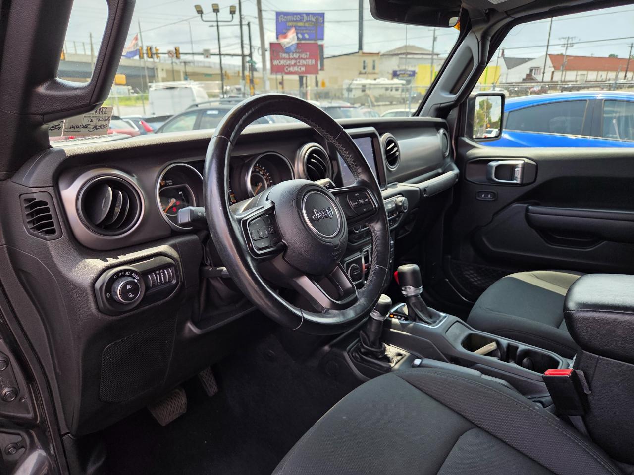 Jeep Gladiator  2021