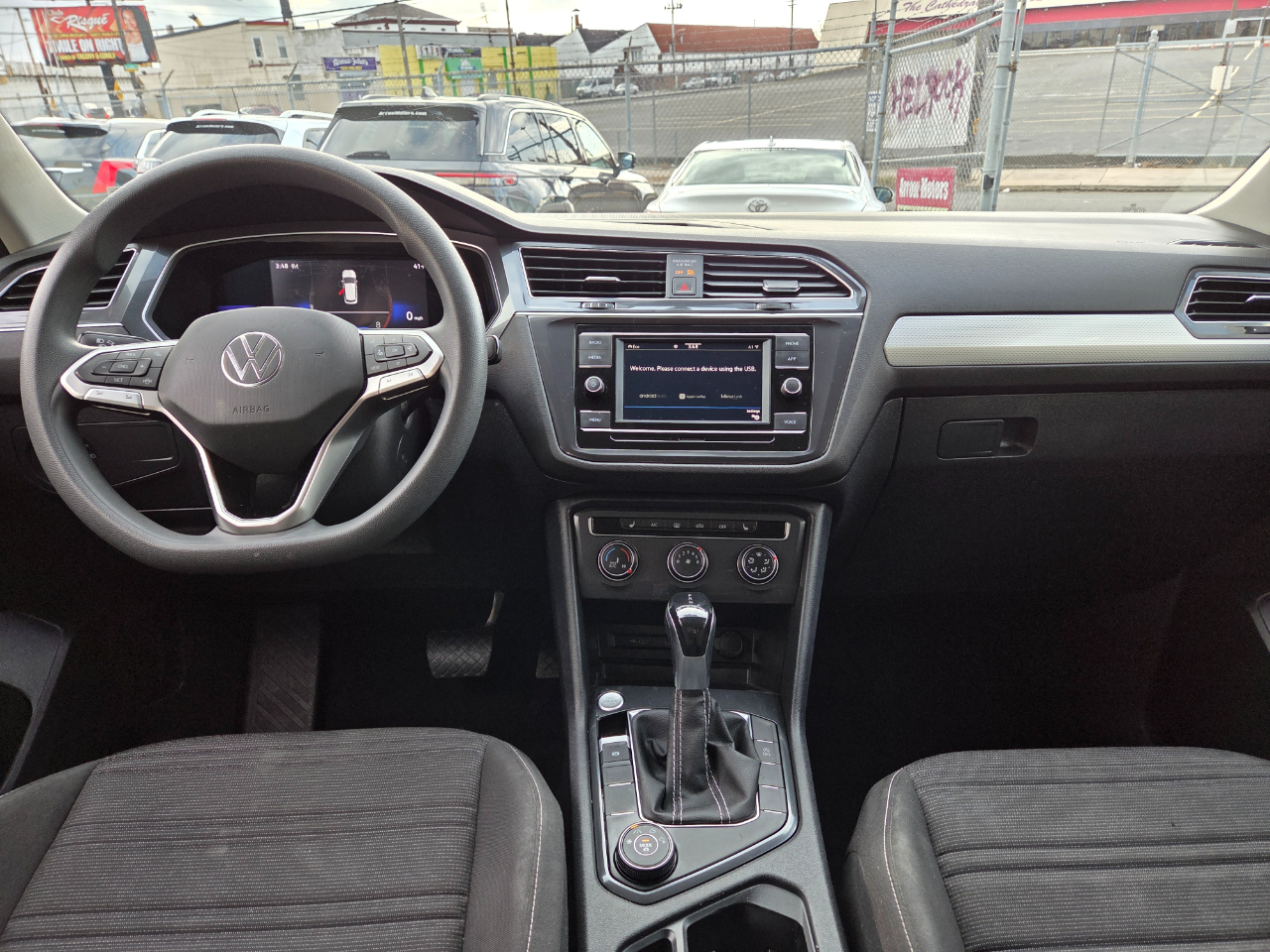 Volkswagen Tiguan  2022