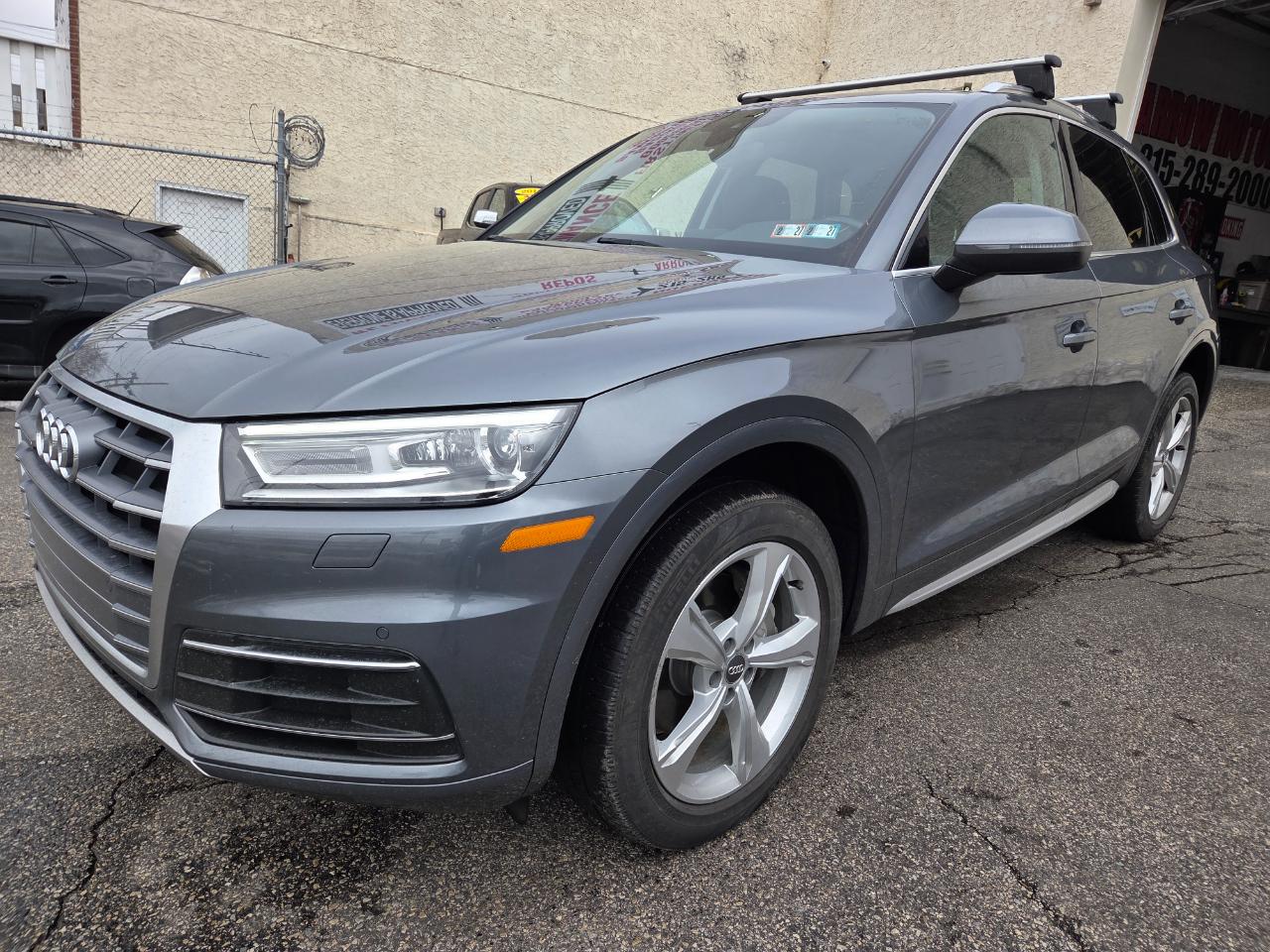 2020 Audi Q5 45 TFSI Premium Sport Utility 4D