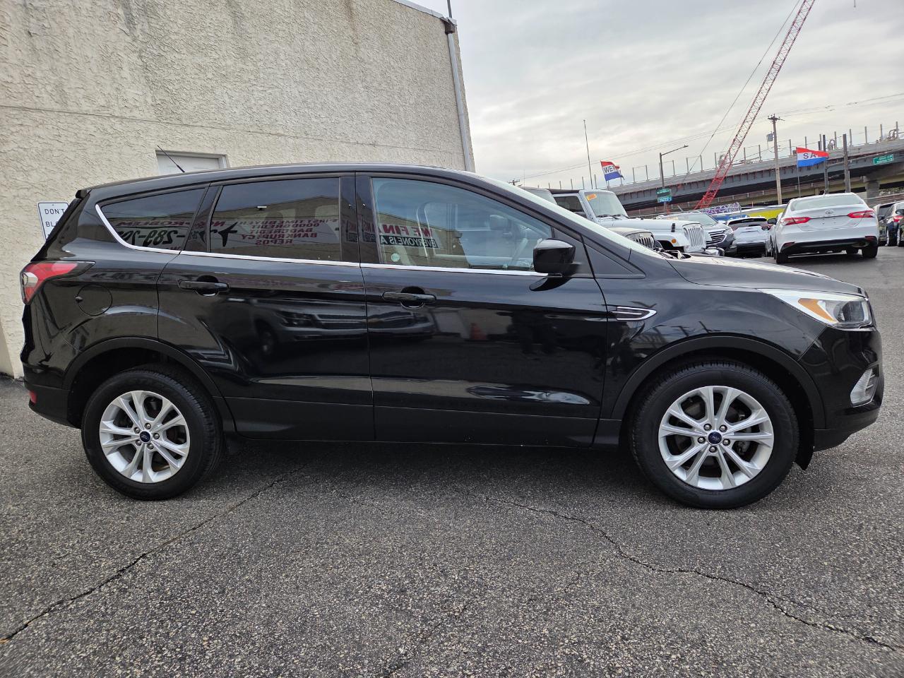 Ford Escape  2017