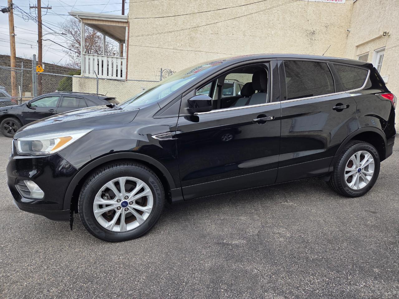 Ford Escape  2017