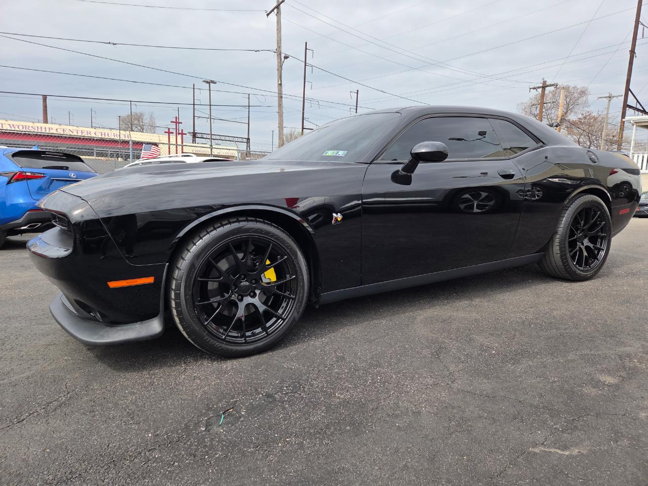 Dodge Challenger 2dr Cpe R/T Scat Pack Shaker 2015