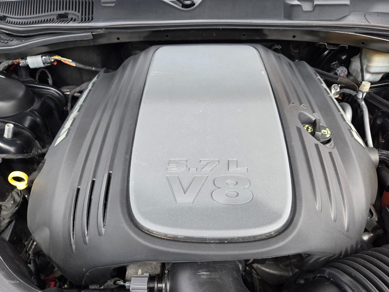 Dodge Challenger 2dr Cpe R/T Scat Pack Shaker 2015