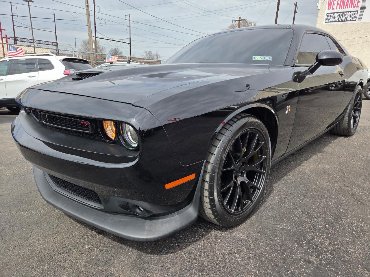 Dodge Challenger 2dr Cpe R/T Scat Pack Shaker 2015