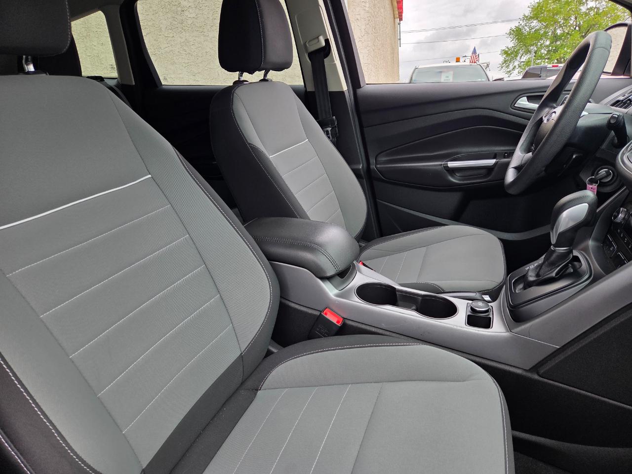 Ford Escape  2014