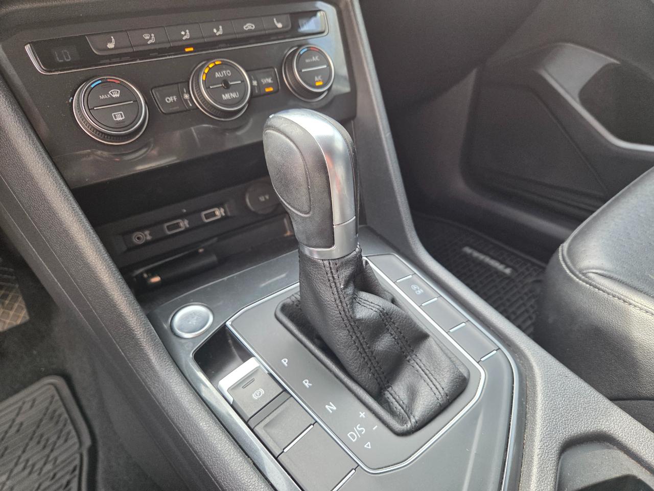 Volkswagen Tiguan  2018