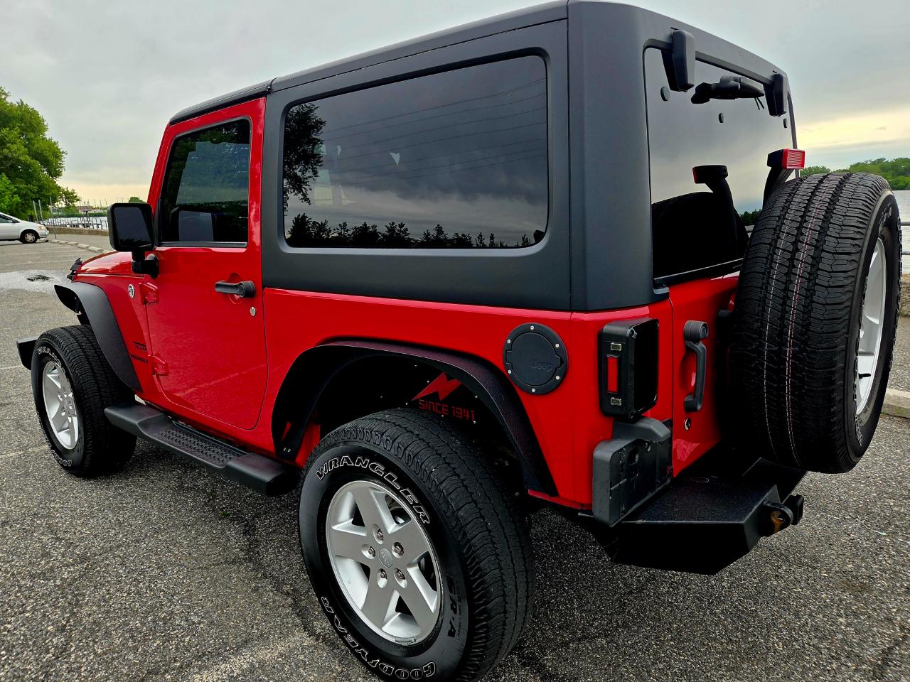 Jeep Wrangler  2013