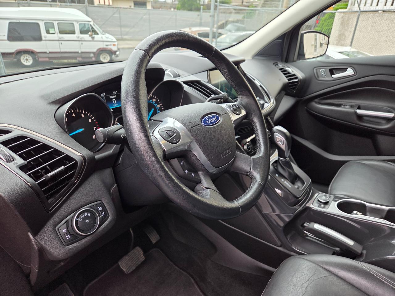 Ford Escape  2016