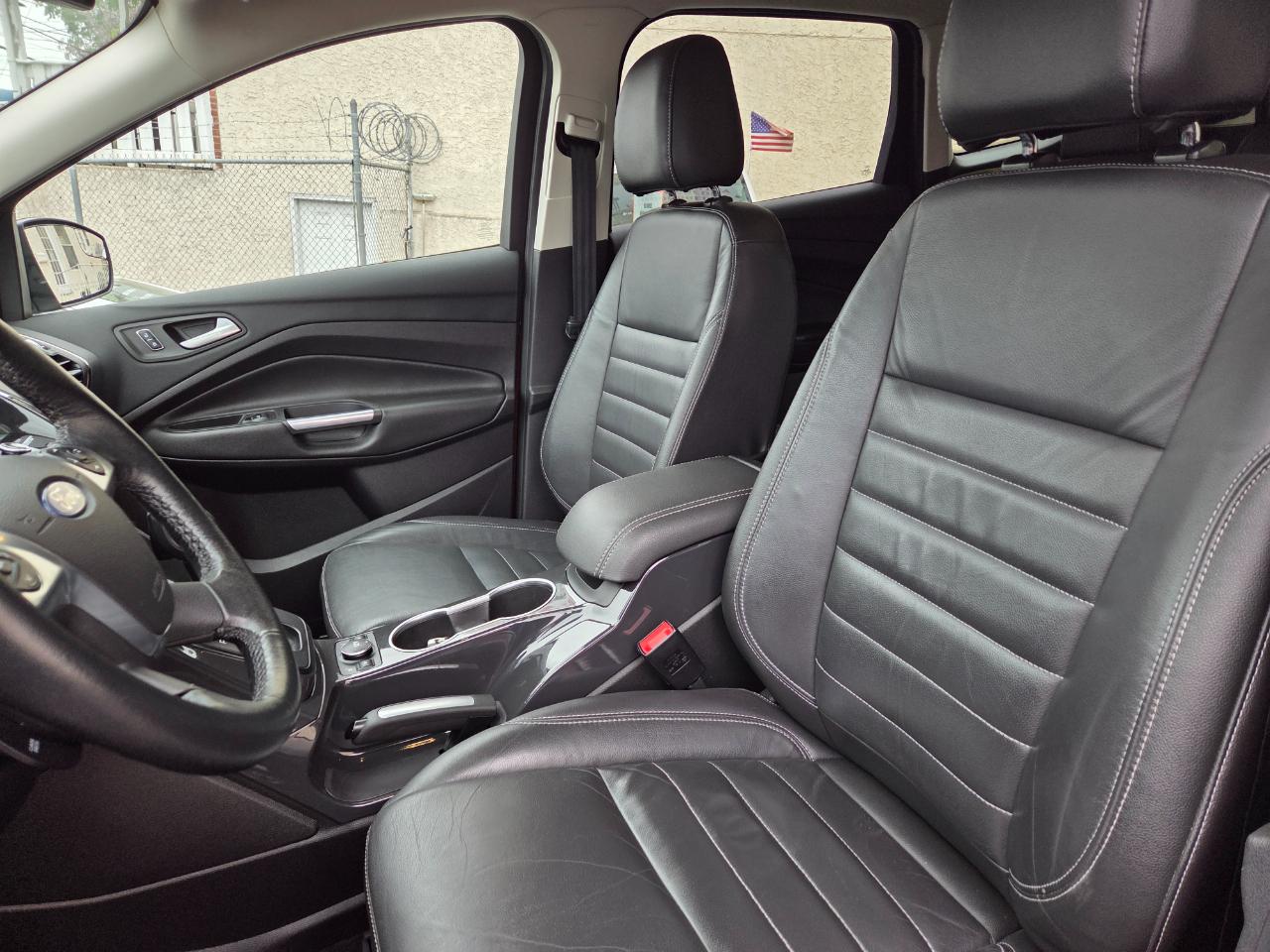 Ford Escape  2016