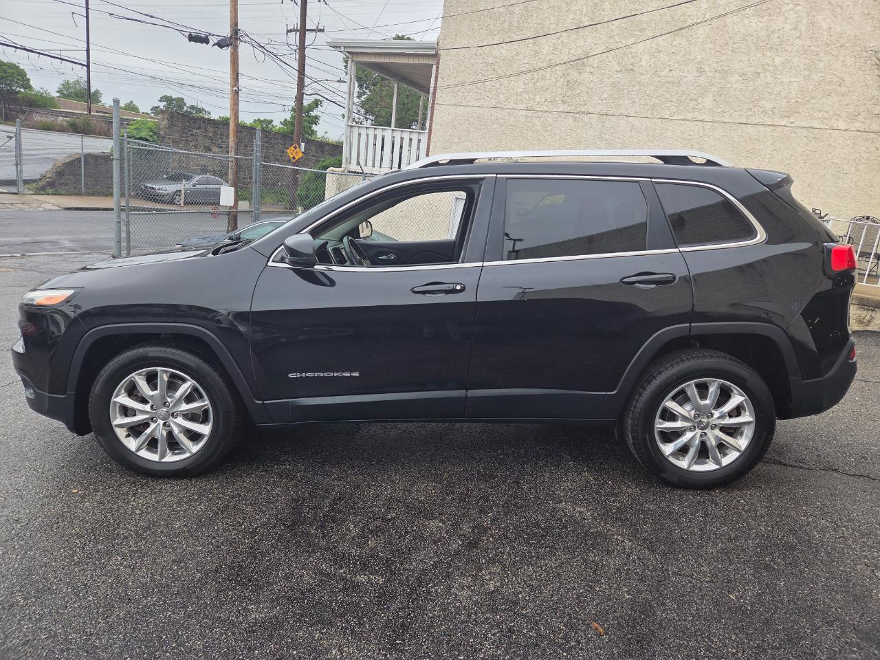 Jeep Cherokee  2016