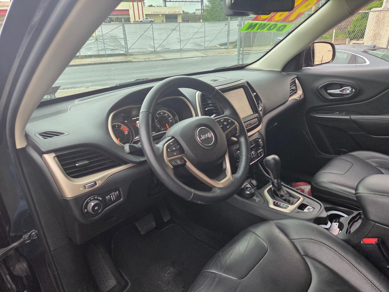 Jeep Cherokee  2016