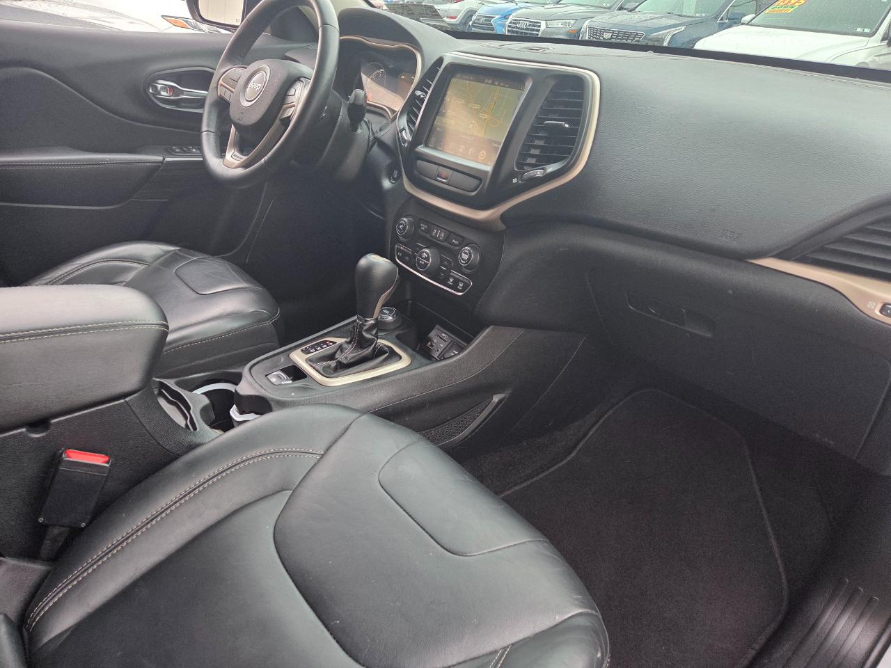 Jeep Cherokee  2016