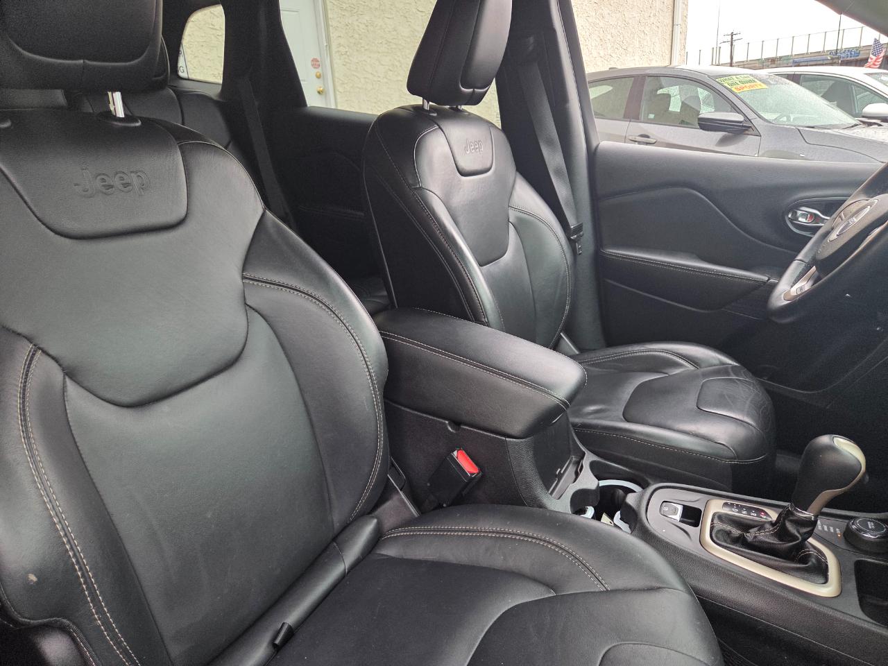 Jeep Cherokee  2016