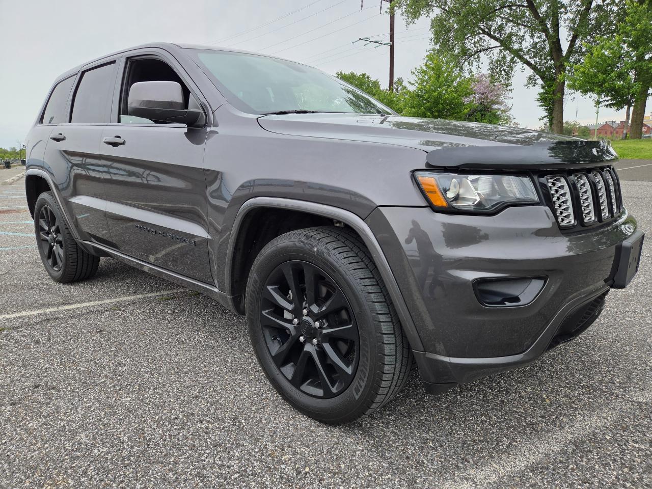Jeep Grand Cherokee  2019