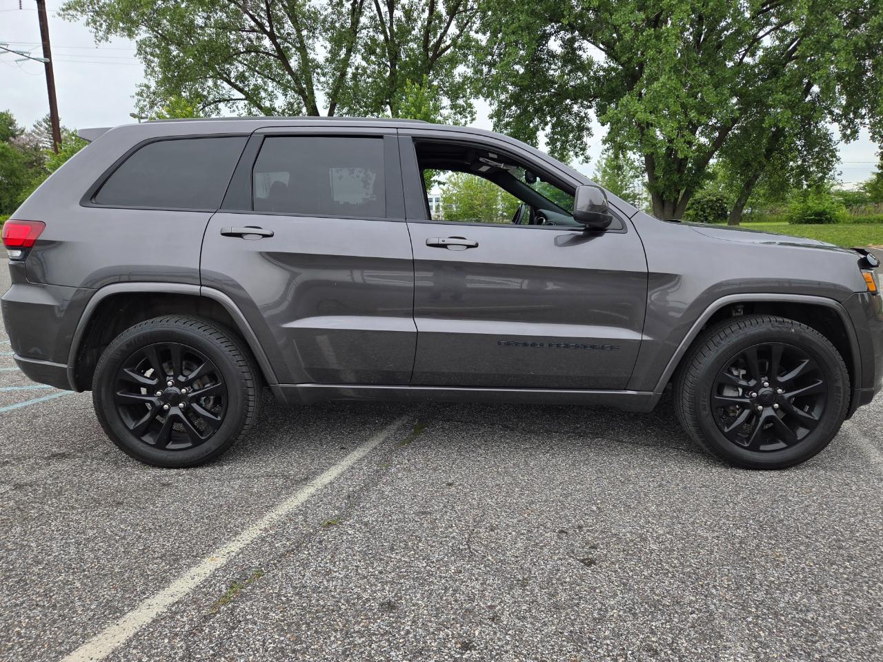 Jeep Grand Cherokee  2019