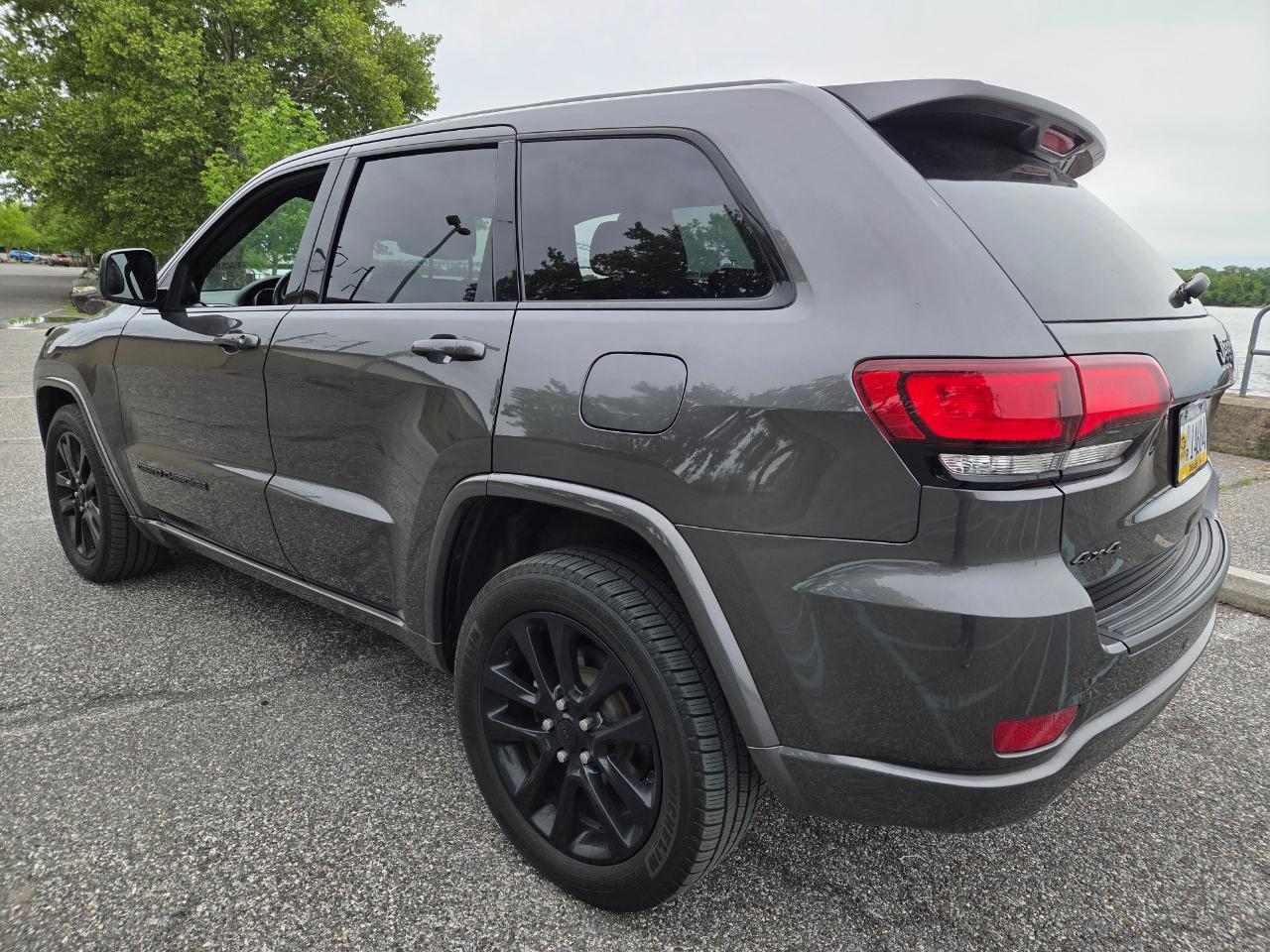 Jeep Grand Cherokee  2019