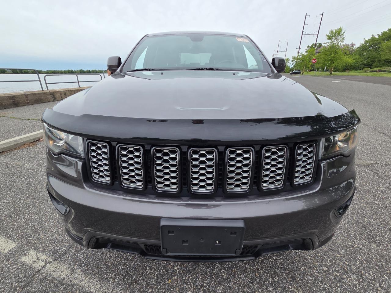 Jeep Grand Cherokee  2019