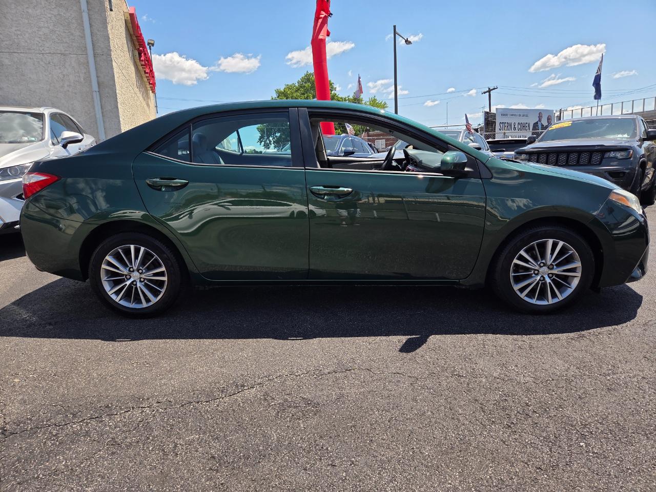 Toyota Corolla  2014