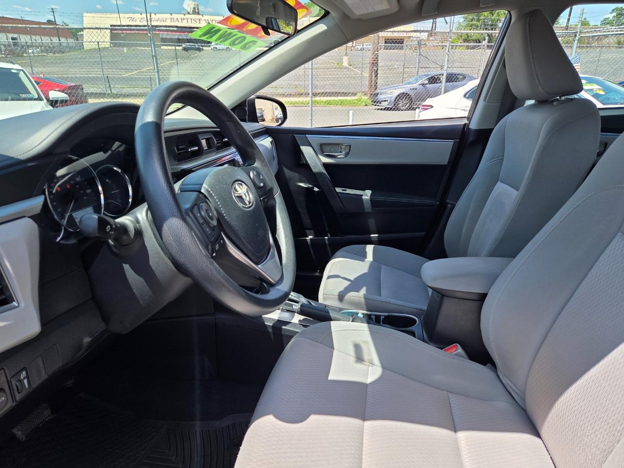 Toyota Corolla  2014