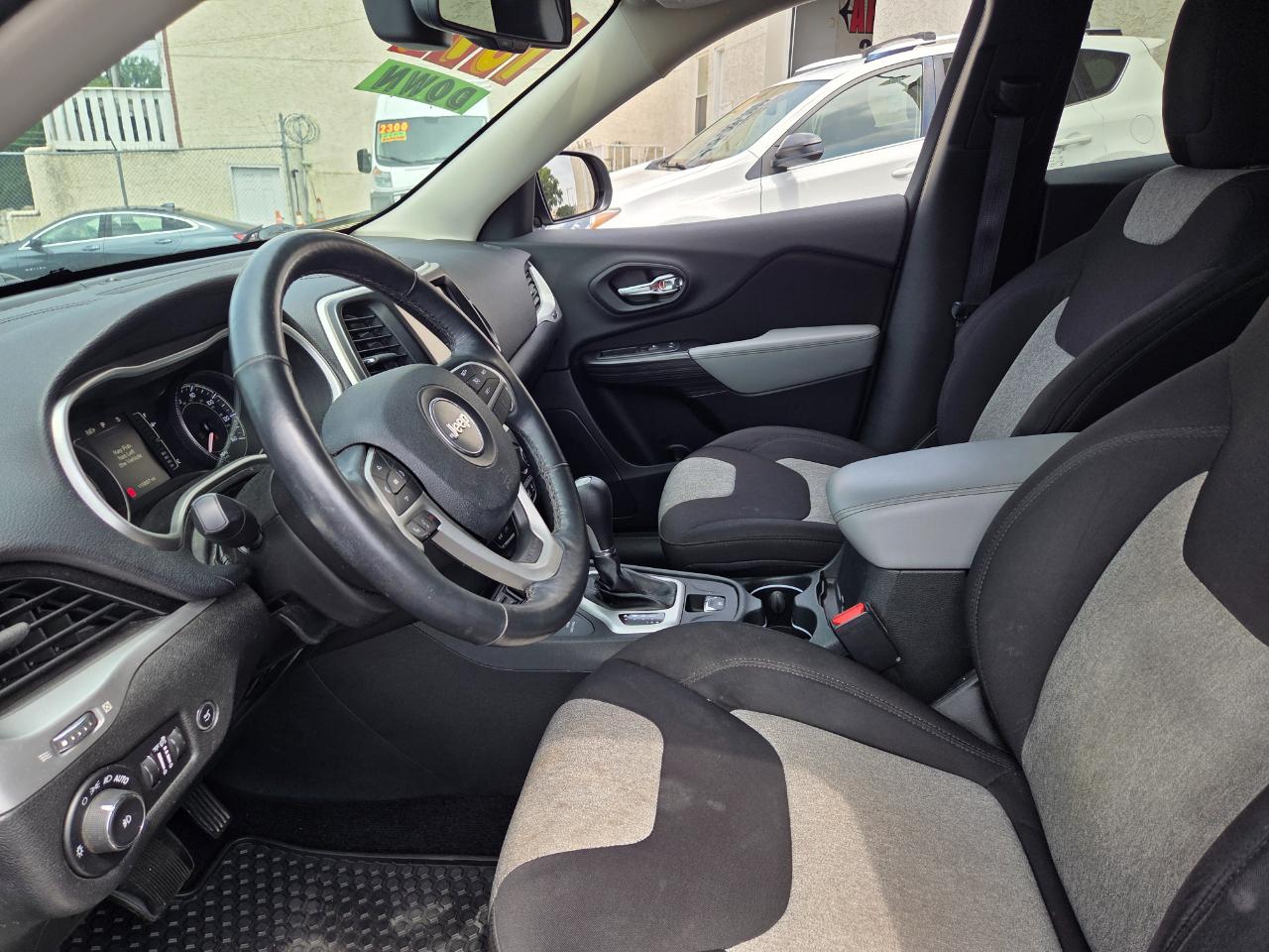 Jeep Cherokee  2014