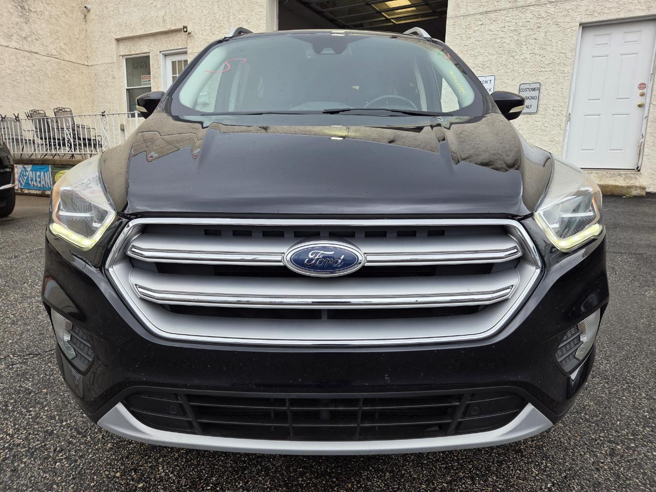 Ford Escape  2017